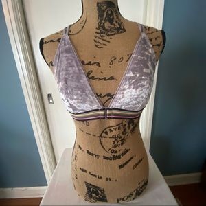 NWOT Victoria’s Secret velvet bra